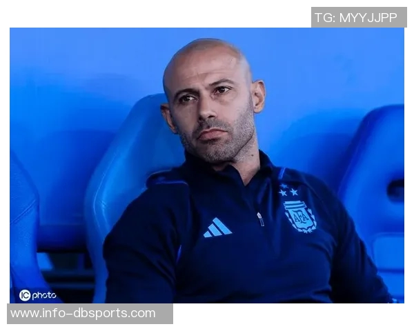 马斯切拉诺承认责任中场请求球员们原谅球队3-5失利