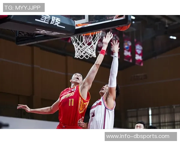 庞峥麟半场表现抢眼8投5中斩获16分三分球与罚球均表现出色