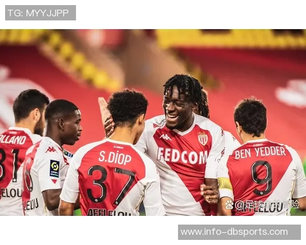 法甲联赛精彩回顾朗斯巴黎双双取胜展现强劲实力