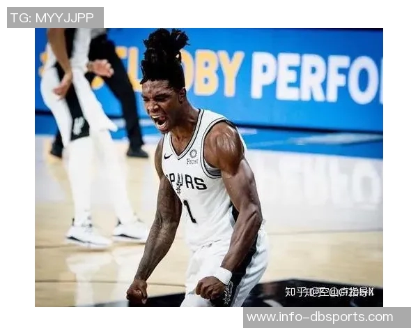 考辛斯盛赞莫兰特与爱德华兹组合潜力期待联手争冠展现精彩表现