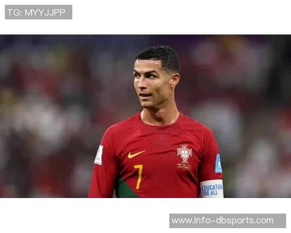 C罗社交媒体分享回归葡萄牙国家队照片帅气戴墨镜引发球迷热议